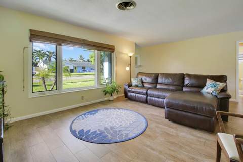 60 Camelia Circle, Tequesta FL - photo 10 of 64
