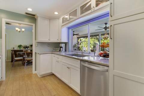 60 Camelia Circle, Tequesta FL - photo 18 of 64