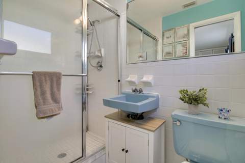 60 Camelia Circle, Tequesta FL - photo 23 of 64