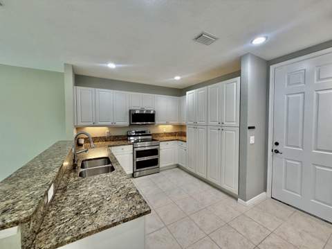 1015 Ventnor Avenue #3a, Delray Beach FL - photo 11 of 81