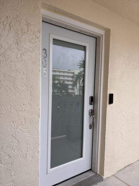 2 bedroom Condominium at 401 SE 3rd Street #305, Meadowbrook Lakes View Condo, Dania Beach — photo 3