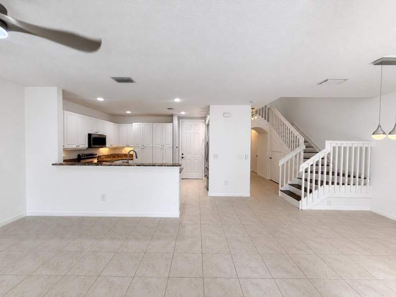 3 bedroom Townhouse at 1015 Ventnor Avenue #3a, Village At Swinton Square Condo, Delray Beach — photo 2