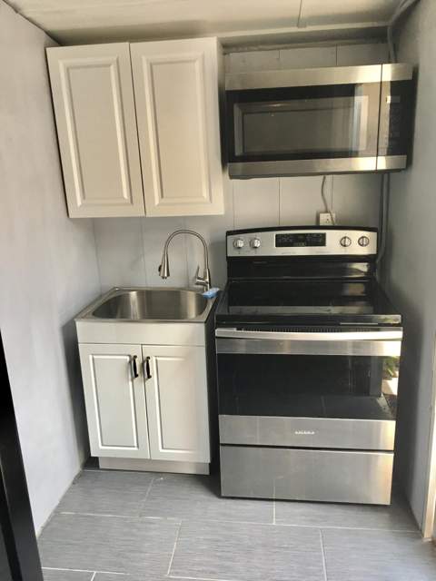 250 NE 13th Street, Delray Beach FL - photo 18 of 31