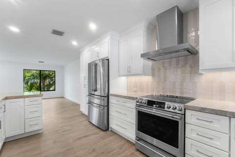 111 Fairview, Tequesta FL - photo 7 of 33