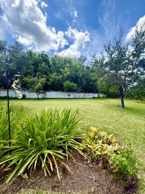 2702 Serenity Circle, Fort Pierce FL - photo 11 of 26