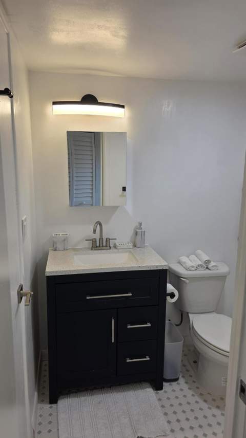 319 Lake Frances Drive, West Palm Beach FL - photo 10 of 11