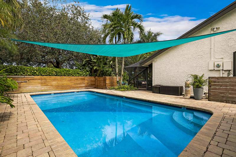 4 bedroom Single Family Residence at 941 Bayberry Point Drive, Davide Isles, Plantation — photo 3