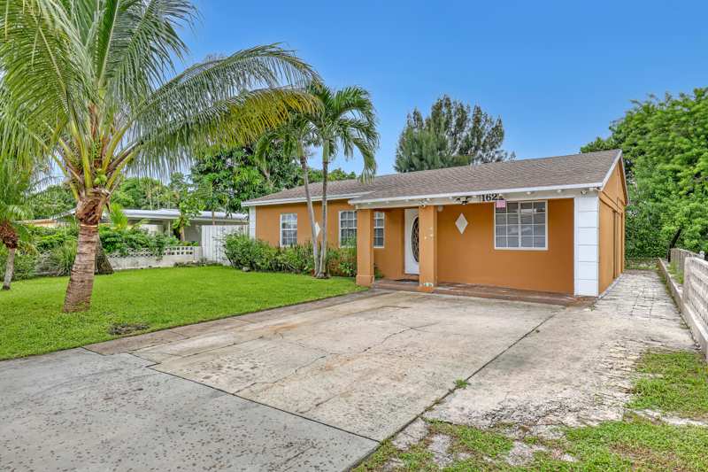 2 bedroom Single Family Residence at 1627 4th Court, Rolling Green, Boynton Beach — photo 1
