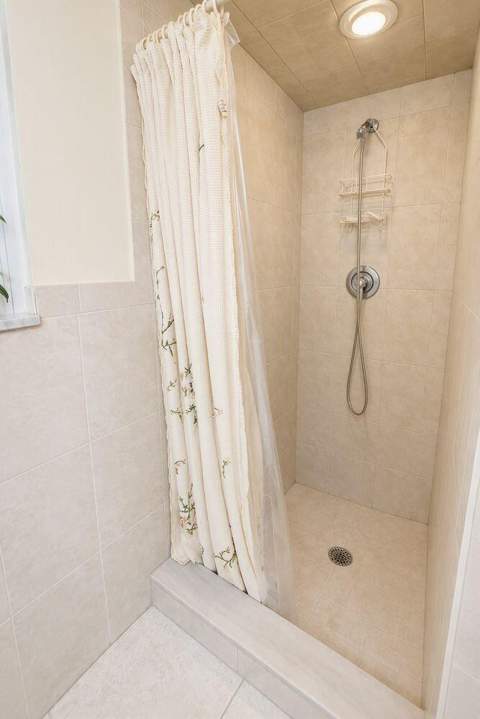 5716 NW 65th Way, Tamarac FL - photo 13 of 18