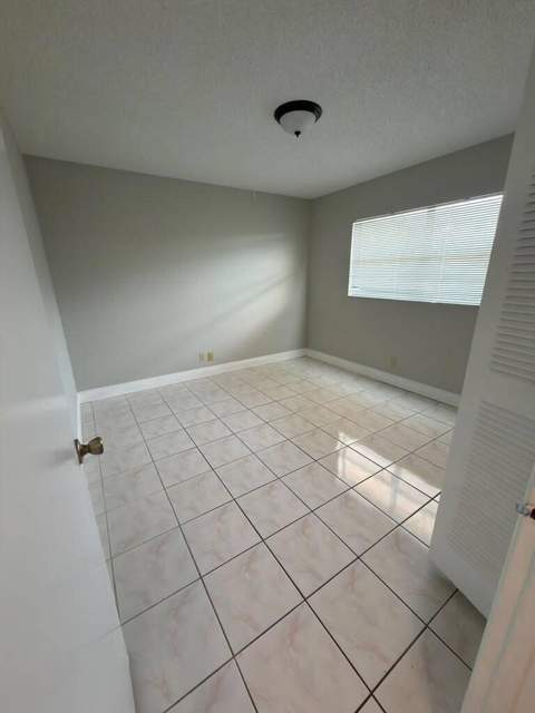9272 SW 3rd Street #414, Boca Raton FL - photo 9 of 19
