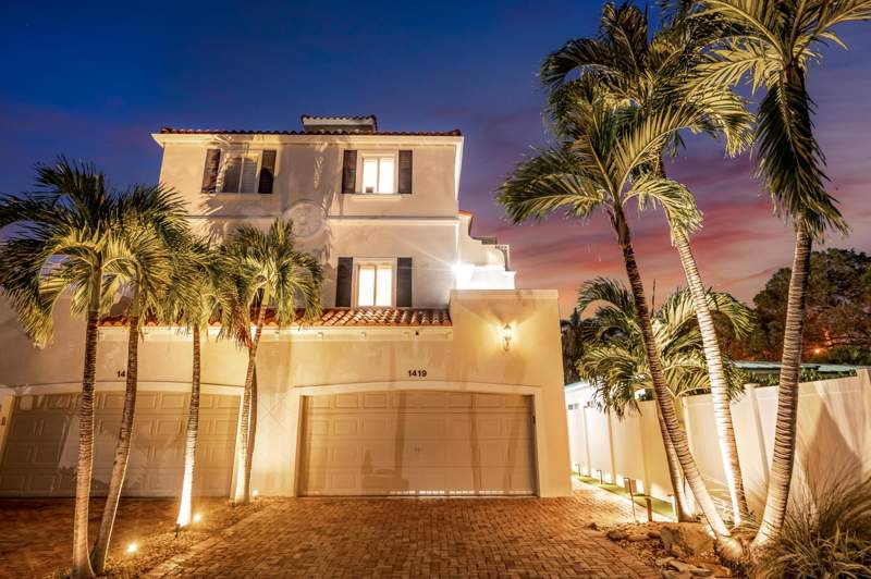 4 bedroom Townhouse at 1419 NE 4th Place, Las Olas Park Corr Plat, Fort Lauderdale — photo 3