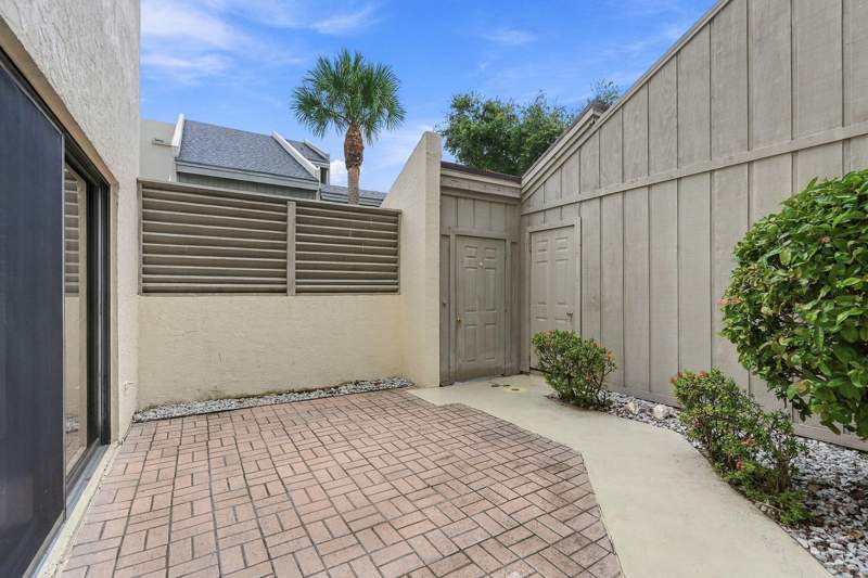 1 bedroom Condominium at 1605 S US Highway 1 #13C, Sea Lofters Condo, Jupiter — photo 4