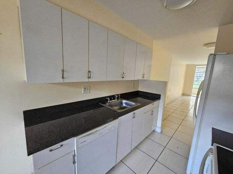 2 bedroom Condominium at 3099 NW 48th Avenue #155, Cypress Chase Condo No 6, Lauderdale Lakes — photo 3