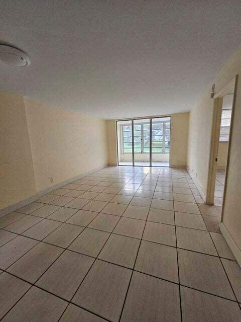 3099 NW 48th Avenue #155, Lauderdale Lakes FL - photo 7 of 13