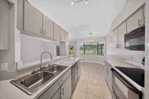 1957 SE Dranson Circle, Port St. Lucie FL - photo 19 of 50