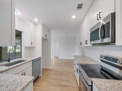 374 SW Homeland Road, Port St. Lucie FL - photo 6 of 41