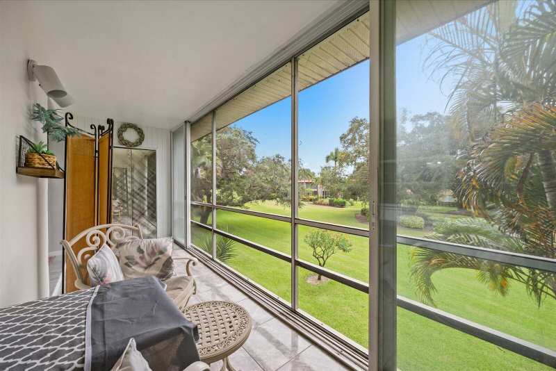 1 bedroom Condominium at 1909 SW Palm City Road #H5, King Mountain Condo (Aka Monterey Yacht & Country, Stuart — photo 1