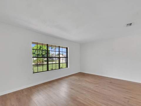 374 SW Homeland Road, Port St. Lucie FL - photo 16 of 41