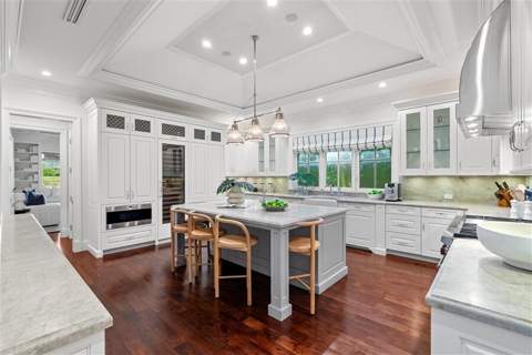 11 Country Road, Village of Golf FL - photo 12 of 43
