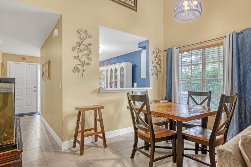 3 bedroom Townhouse at 949 Honeytree Lane #A, Emerald Forest Of Wellington, Wellington — photo 3