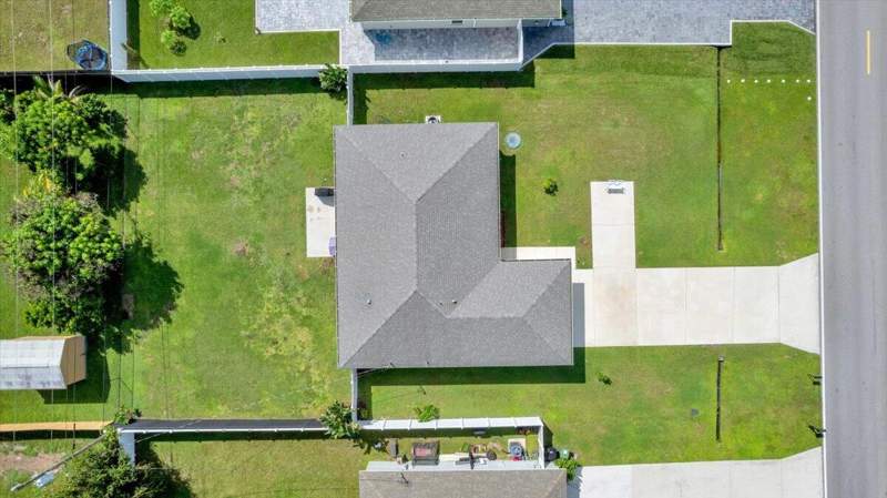 3 bedroom Single Family Residence at 3957 SW Savona Boulevard, Port St Lucie Section 19, Port St. Lucie — photo 3