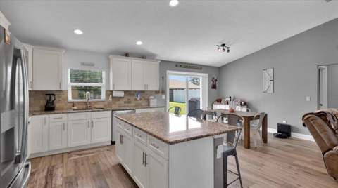3957 SW Savona Boulevard, Port St. Lucie FL - photo 13 of 39