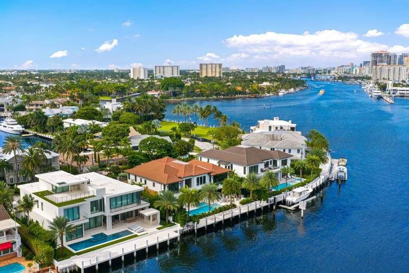 7 bedroom Single Family Residence at 70 Isla Bahia Drive, Isla Bahia, Fort Lauderdale — photo 3
