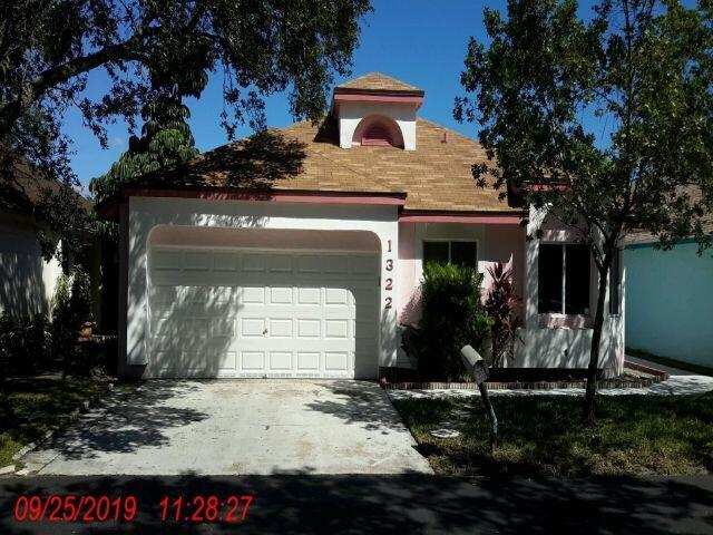 3 bedroom Single Family Residence at 1322 E Glen Oak Road, North Lauderdale Division, North Lauderdale — photo 1