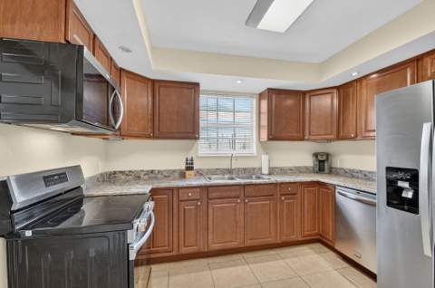603 N Broadway, Lantana FL - photo 11 of 42