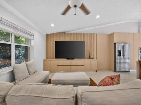 832 Waterview Drive, Weston FL - photo 14 of 57