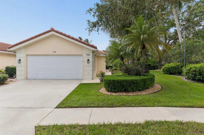 3 bedroom Villa at 7910 Pine Island Way, Riverwalk , West Palm Beach — photo 1