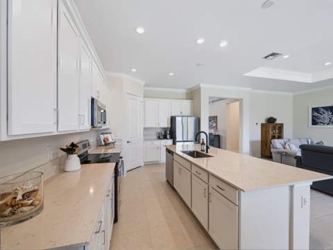 1108 SE Woodbine Road, Port St. Lucie FL - photo 11 of 38