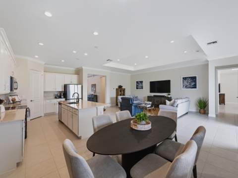 1108 SE Woodbine Road, Port St. Lucie FL - photo 13 of 38