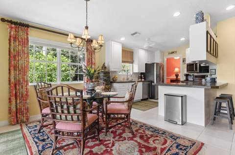 7910 Pine Island Way, West Palm Beach FL - photo 9 of 60