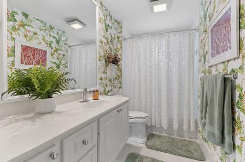 7910 Pine Island Way, West Palm Beach FL - photo 17 of 60