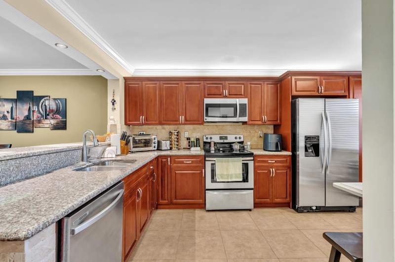 3 bedroom Villa at 460 NW 67th Street #L105, San De Vance Golf & Tennis Club Condo, Boca Raton — photo 5