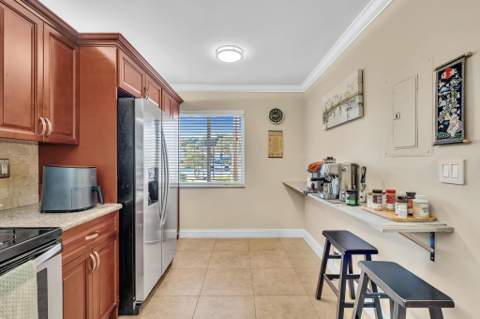 460 NW 67th Street #L105, Boca Raton FL - photo 7 of 30