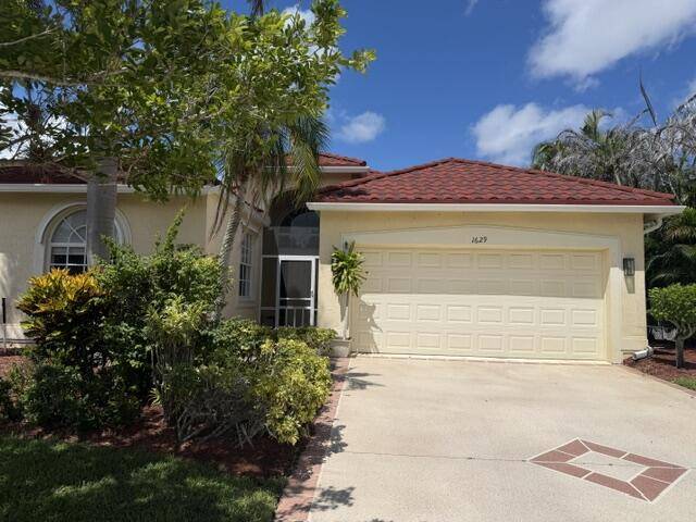 1629 SE SHELBURNIE Way