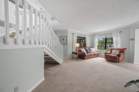 24 Uno Lago Drive, Juno Beach FL - photo 15 of 61