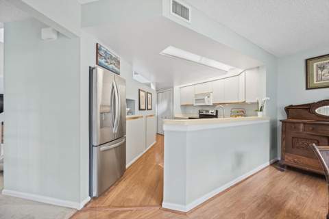 24 Uno Lago Drive, Juno Beach FL - photo 17 of 61