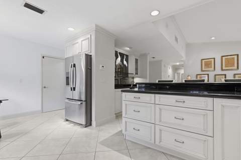 22041 Colony Drive, Boca Raton FL - photo 10 of 35