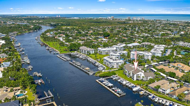 3 bedroom Condominium at 513 Oak Harbour Drive, Oak Harbour, Juno Beach — photo 5