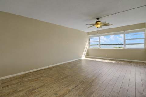 60 Yacht Club Drive #103, North Palm Beach FL - photo 12 of 26