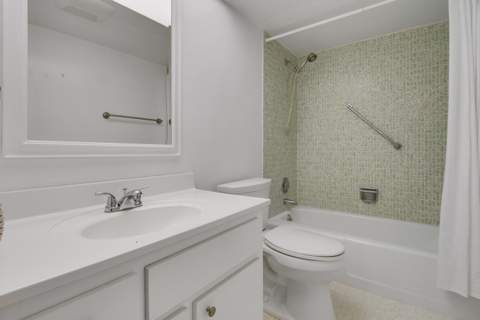 60 Yacht Club Drive #103, North Palm Beach FL - photo 17 of 26