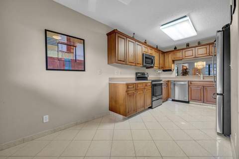 15074 Witney Road #205, Delray Beach FL - photo 7 of 42