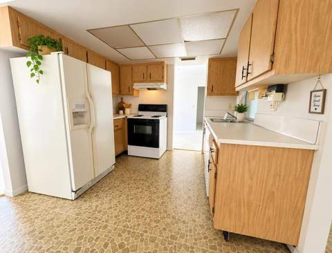1410 NW 48th Place, Deerfield Beach FL - photo 7 of 22