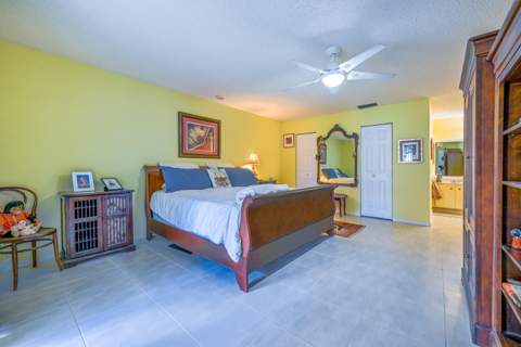 8129 Pine Circle #33, Tamarac FL - photo 11 of 21