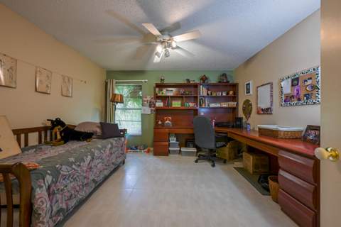 8129 Pine Circle #33, Tamarac FL - photo 14 of 21
