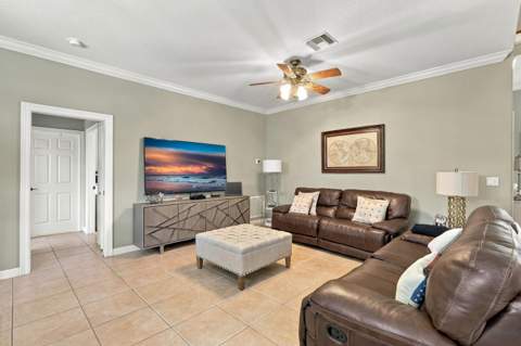 217 Lone Pine Drive, Palm Beach Gardens FL - photo 14 of 45