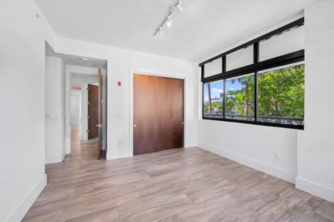 161 Isle Of Venice Drive #204, Fort Lauderdale FL - photo 21 of 44